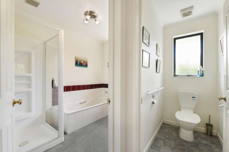 5 Di Pierri Way The Wood_17