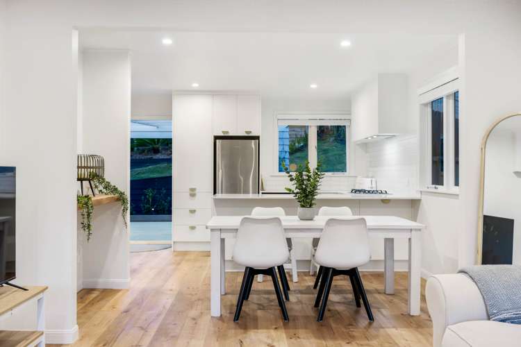 8 Daffodil Street Titirangi_7