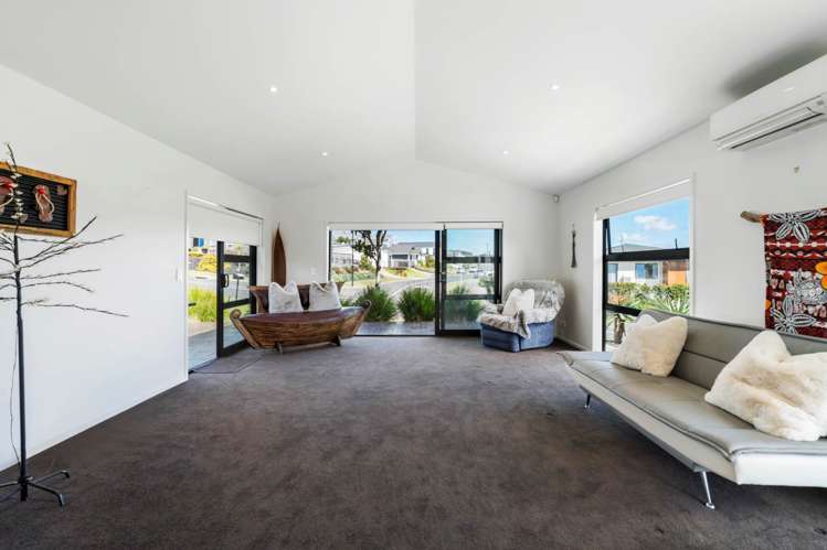 85 Pinecrest Drive Gulf Harbour_8