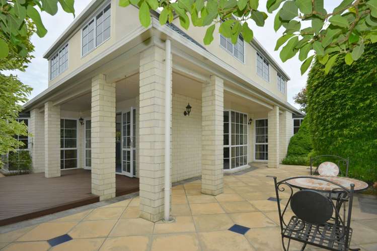 4b McLellan Place 1464_18