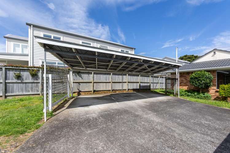 2/45 Willcott Street Mount Albert_9