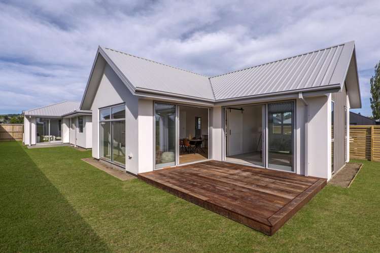 39 River Stone Drive Halswell_19