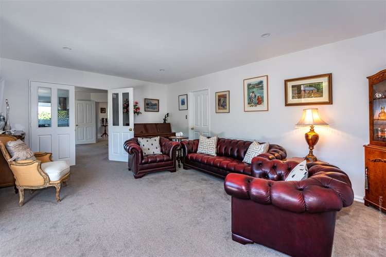 36 Millstream Drive Lincoln_10