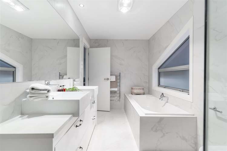 33 Te Oneroa Way Long Bay_17