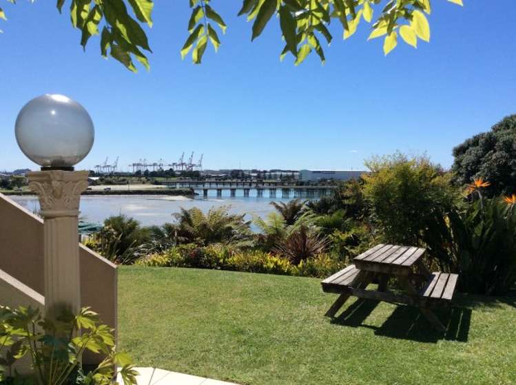 102 Maxwells Road Otumoetai_0