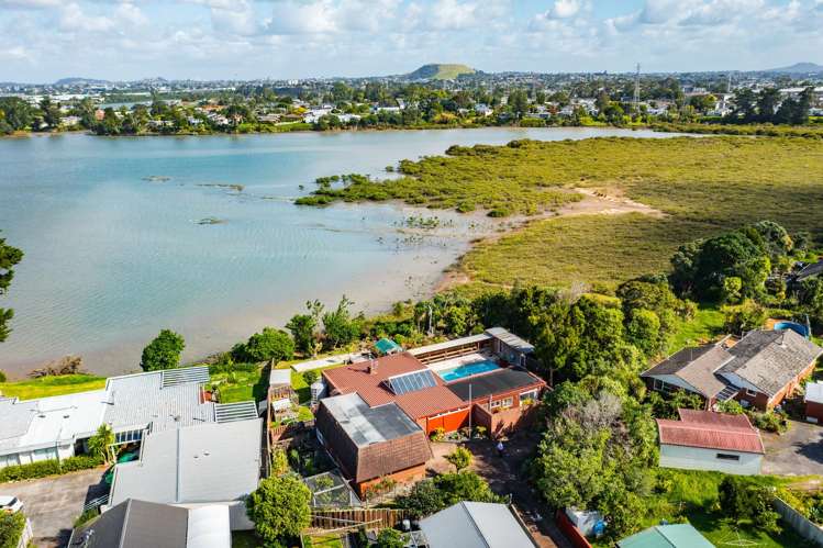 7 Riverina Avenue Pakuranga_13