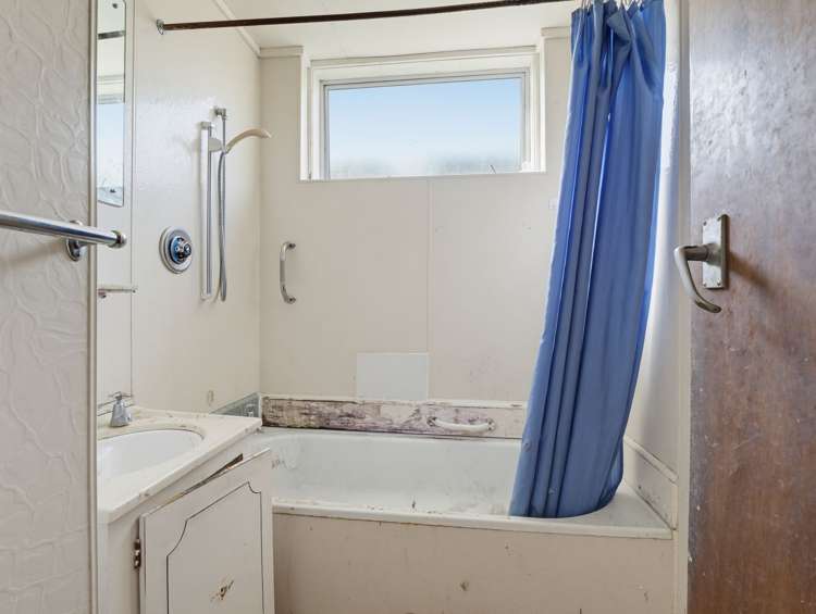 19 Papakowhai Court West End_3