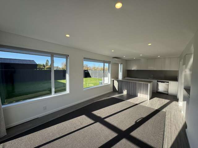 422 Sawyers Arms Road Harewood_3