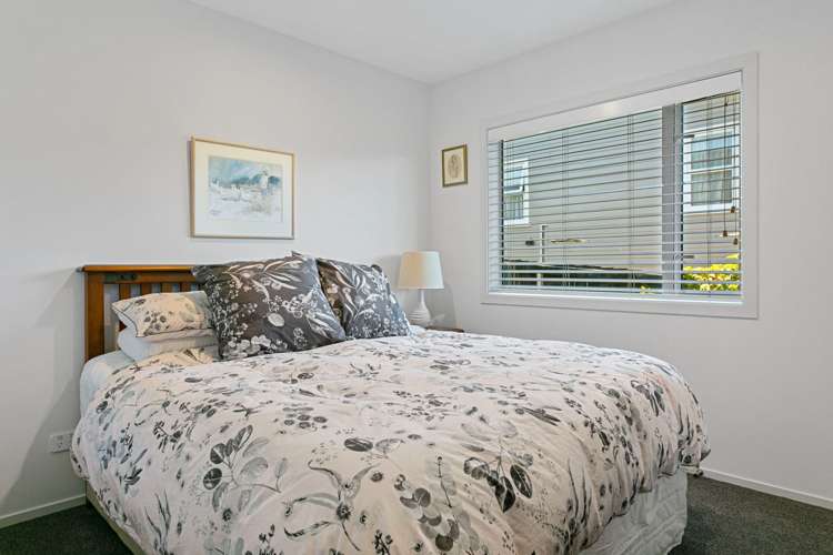 70 Chesham Avenue Waipahihi_18