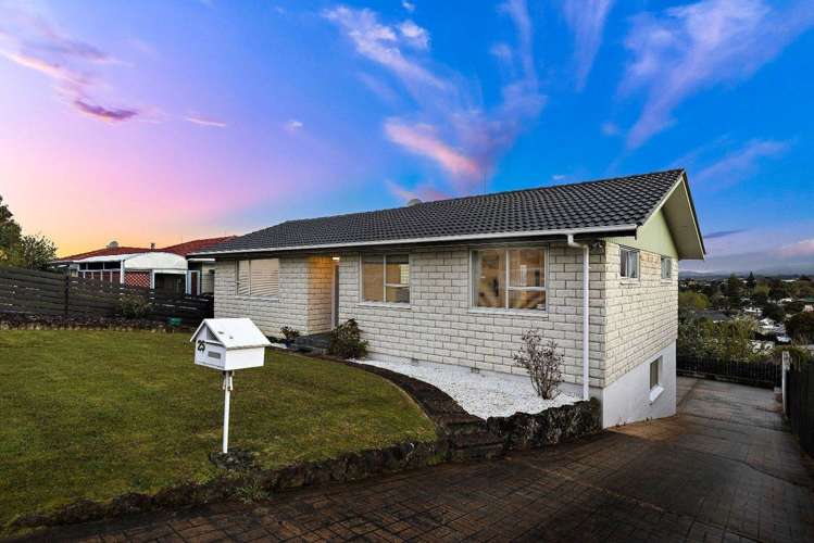 25 Donovan Avenue_0