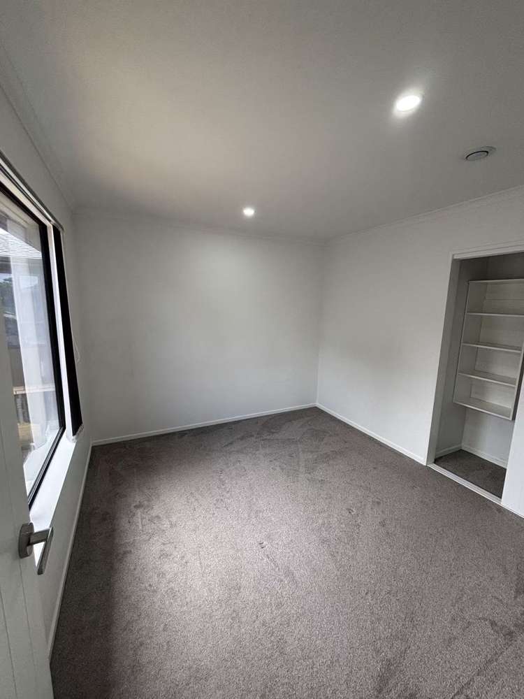 31A Helleur Road Massey_2