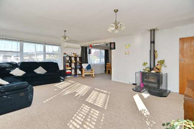 92 Frensham Crescent Woolston_3