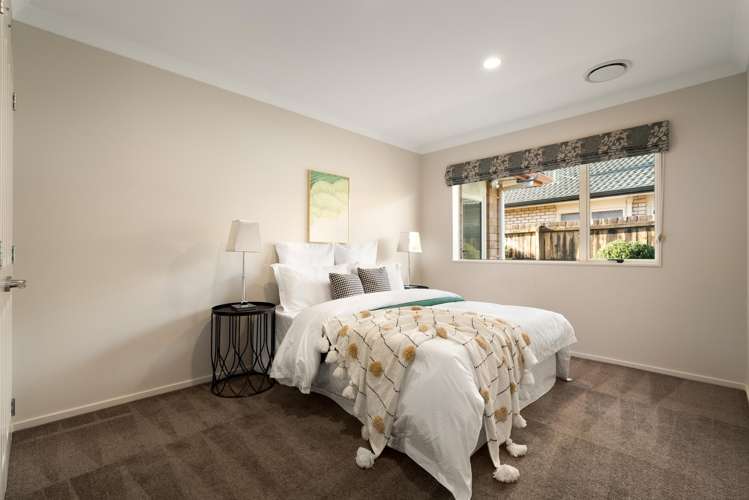 5 Castlehill Court Wattle Downs_12