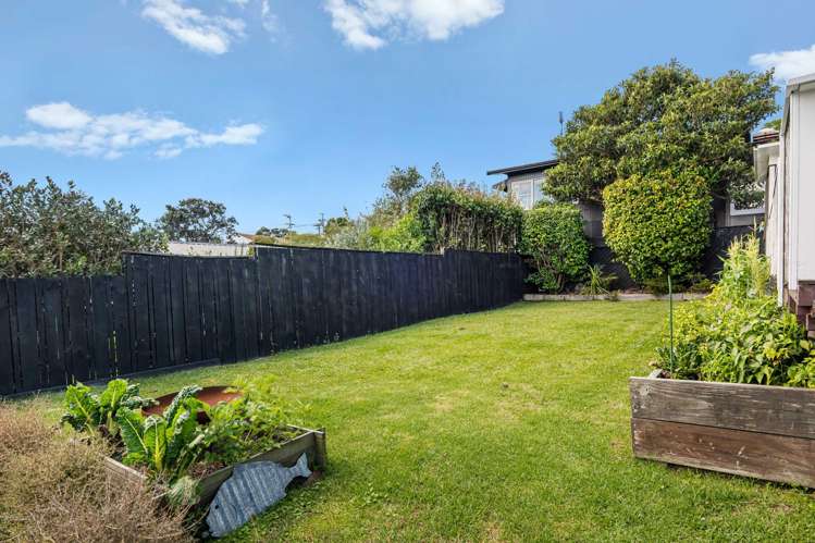 33B Brandon Road Manly_18