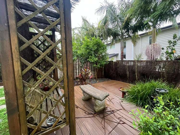 4/305 Great North Road Henderson_13