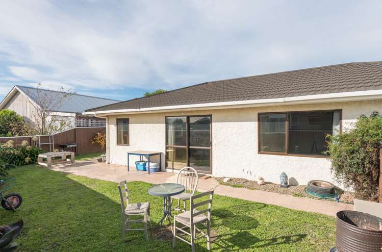 1/24 Aldinga Avenue Stoke_13