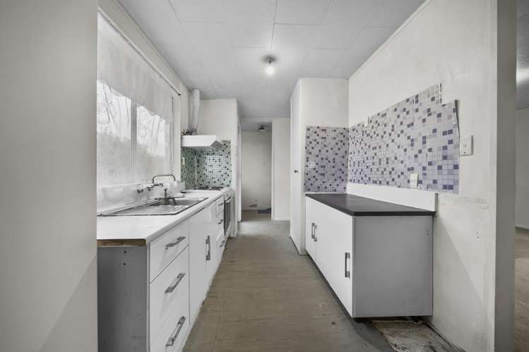 2/30 Kennington Drive Clendon Park_2