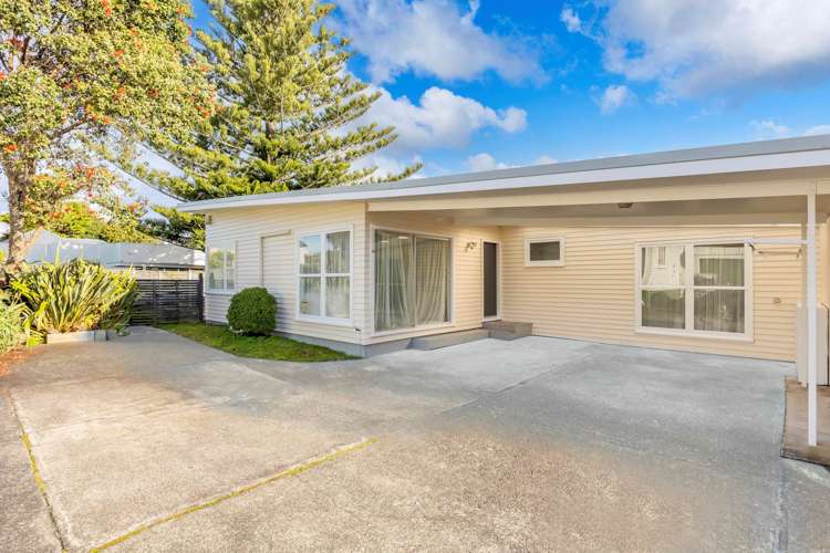 2/6 Northcote Road Takapuna_1