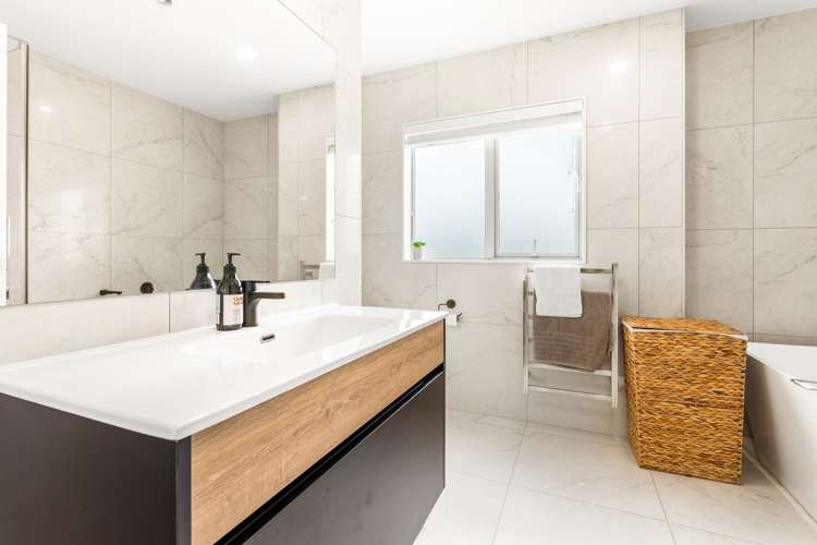 3 Karengo Street Long Bay_15