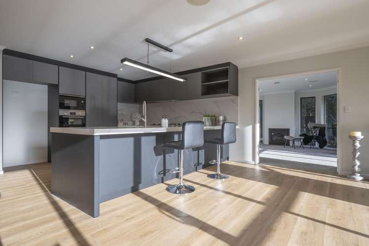 15 Elliot Street Riverhead_9