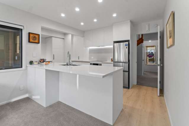 2/1 Penzance Road Mairangi Bay_1