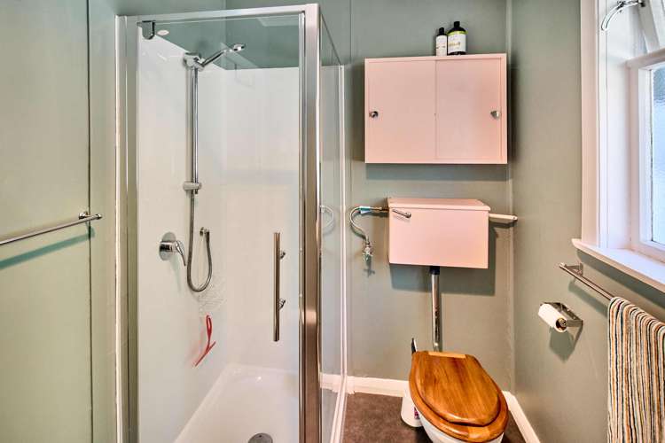 52 Tutere Street Waikanae Beach_13