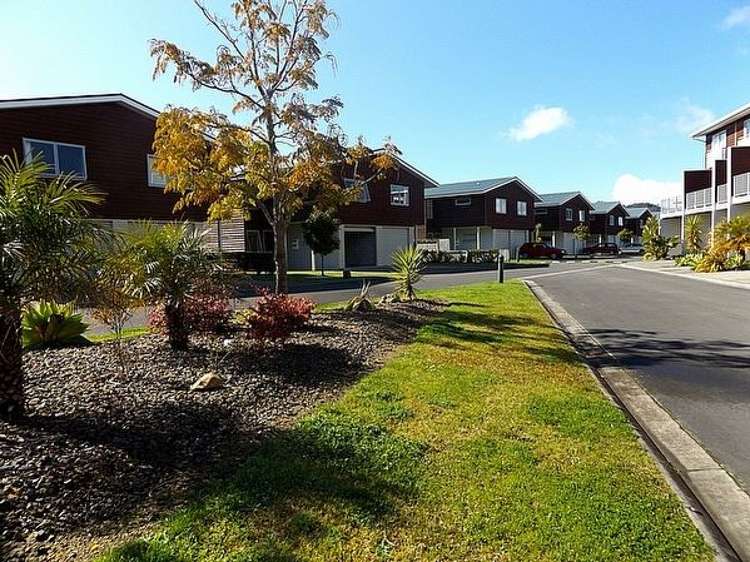 14/18 Eyre Street Whitianga_0