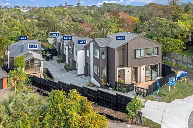 COASTAL & CONTEMPORARY