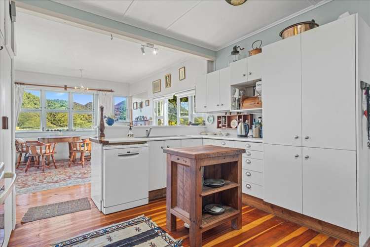 1295 Marokopa Road Marokopa_22