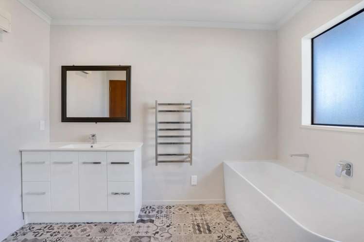 12 Hamilton Avenue Winton_9