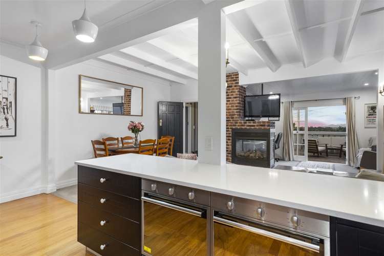 6 Hayr Road Three Kings_5