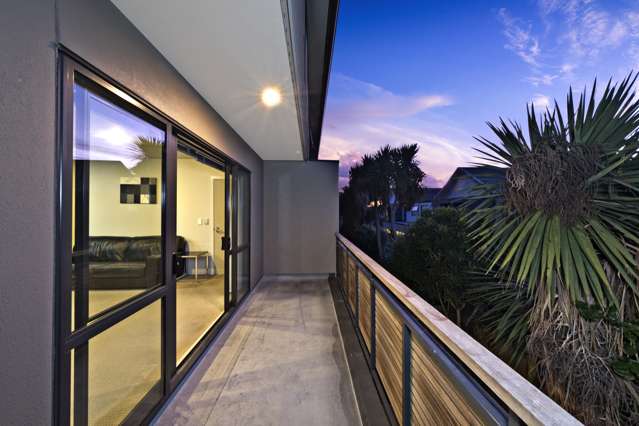 6/38 Brockworth Place Riccarton_1