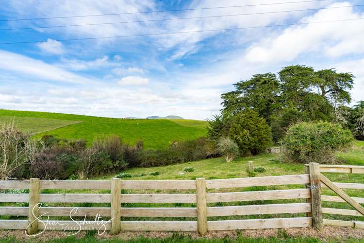 1 Kirk Road Maungaturoto_30