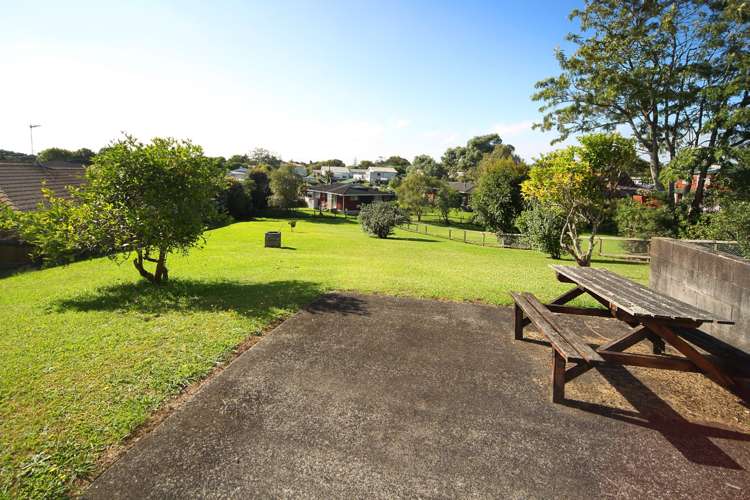 15a Tahi Terrace Glen Eden_17