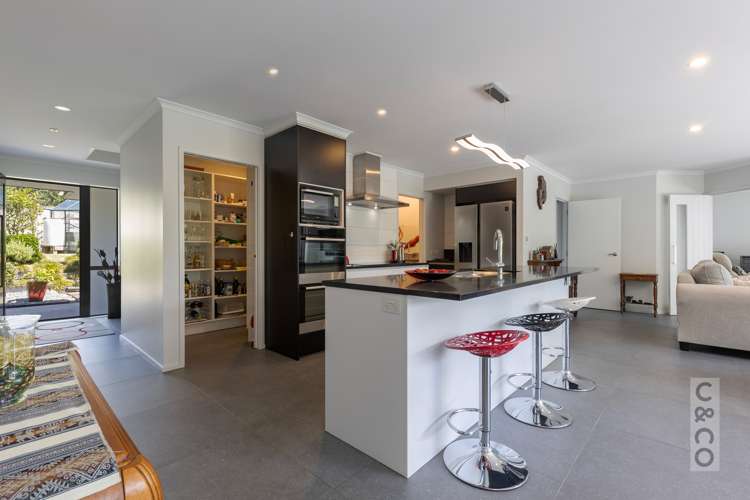 4 School Road Riverhead_13