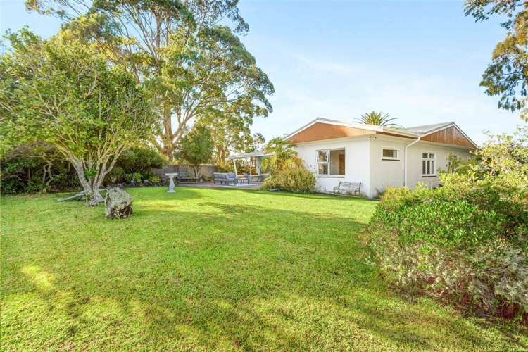 28 Dawnhaven Drive Te Atatu Peninsula_23