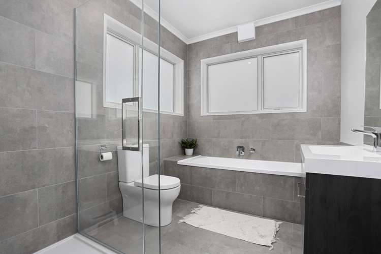 3 Sanremo Lane Stanmore Bay_10