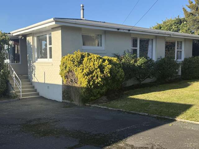 Rosebank - Prime Location