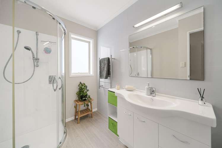 21 Santa Barbara Drive Papamoa Beach_12