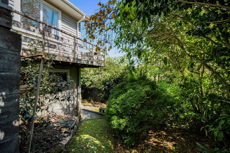 162 Seaview Road Westown_46