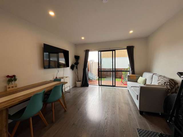 6/8 Arney Road Ranui_2