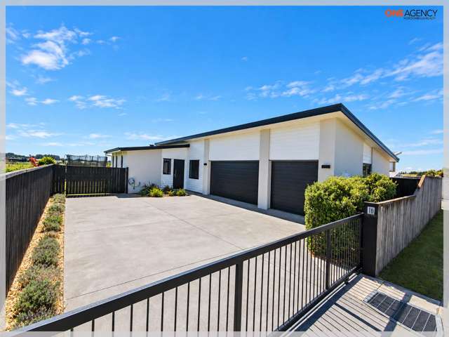 Modern Living with Space, Style & Rural Views