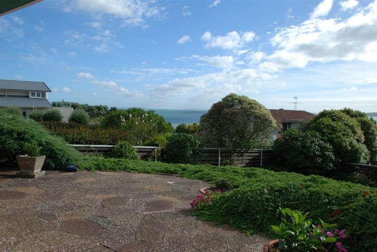 26 Seacliffe Avenue Belmont_2