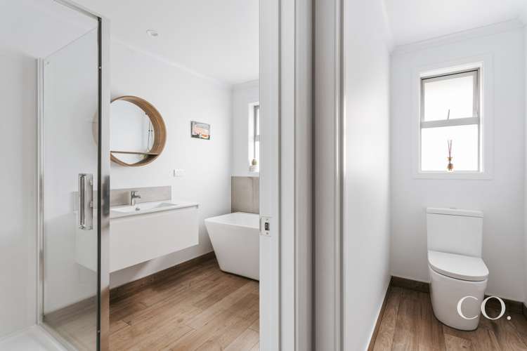 284 Ballintoy Park Drive Welcome Bay_28