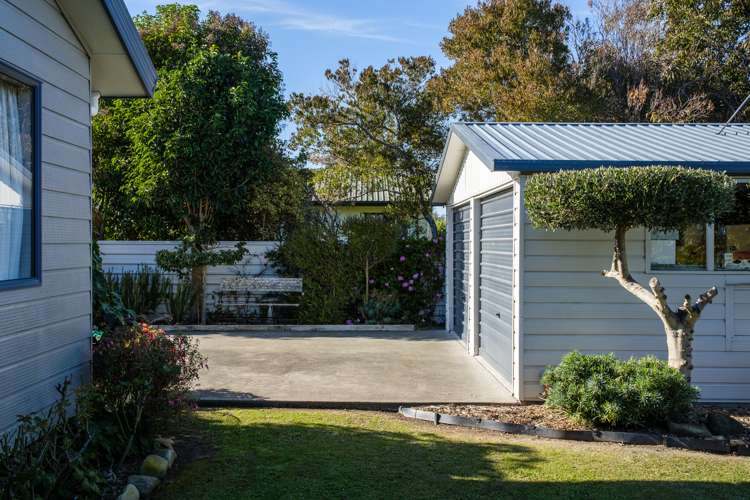 22 Ruru Avenue Lytton West_24