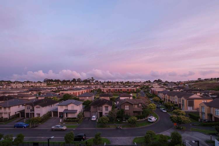 411/3 Bluegrey Avenue Stonefields_13