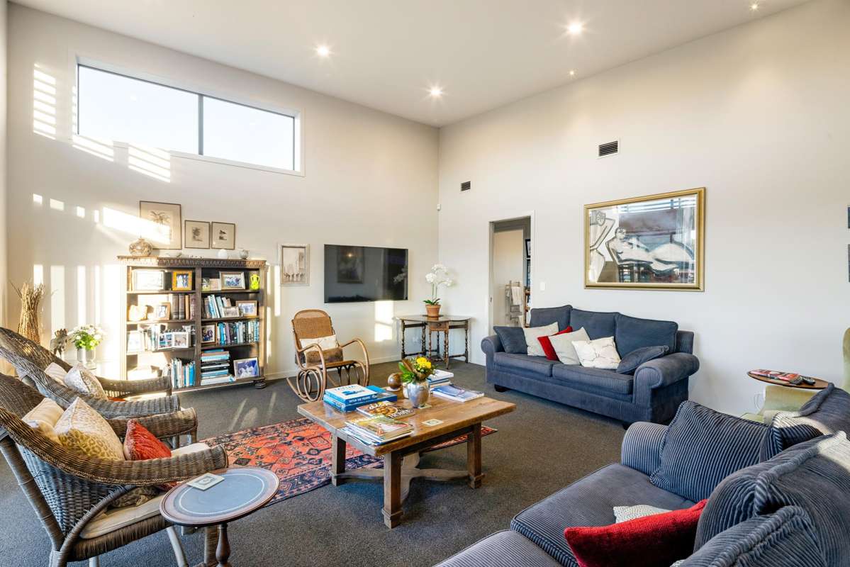 2A Baxter Michael Crescent_5