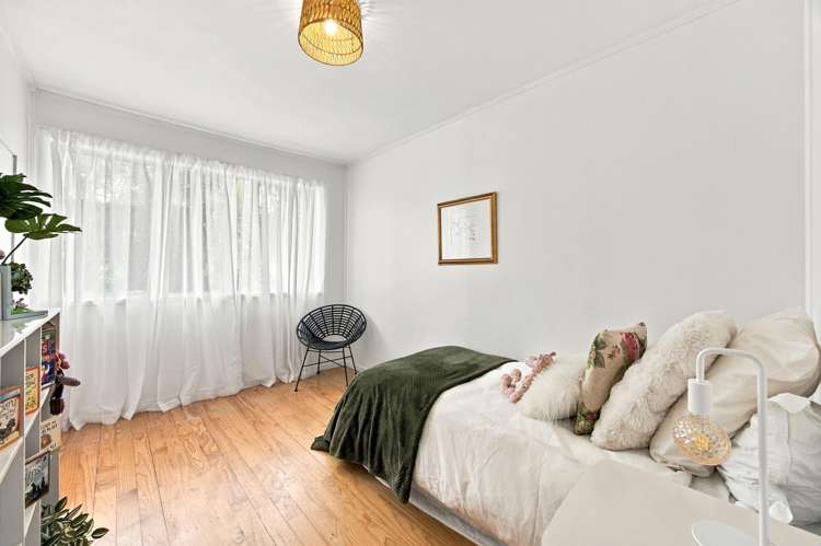 25 McPhail Street Birkdale_12