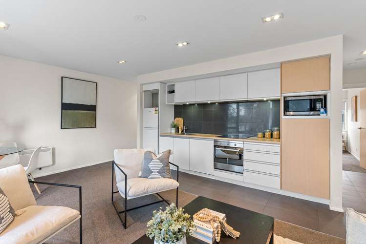 2E/193 Riccarton Road_3