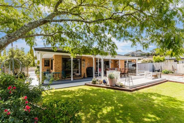 41 Clearwater Terrace Brown Owl_1